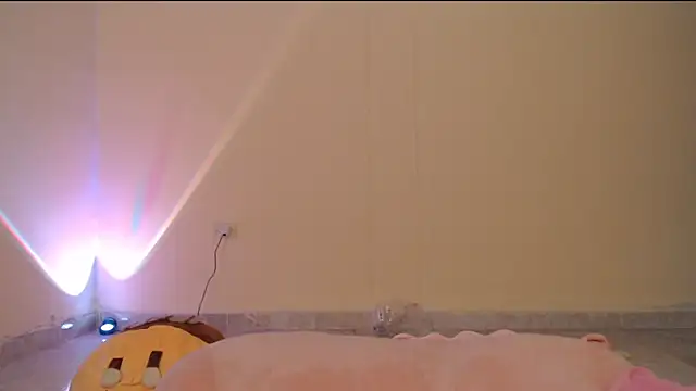  maiahairy  online show from January 8, 3:40 am