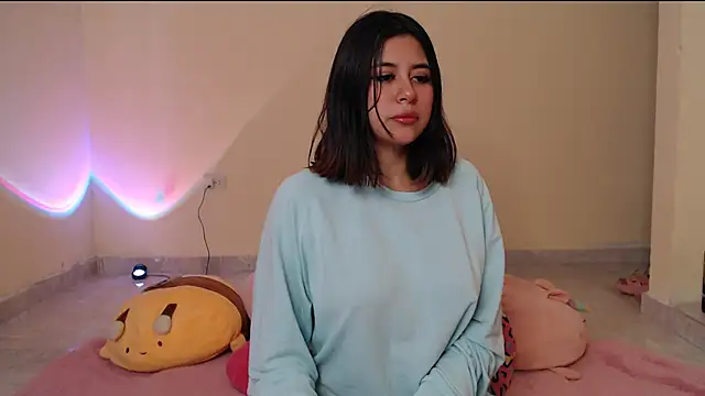  maiahairy  online show from January 22, 12:06 pm