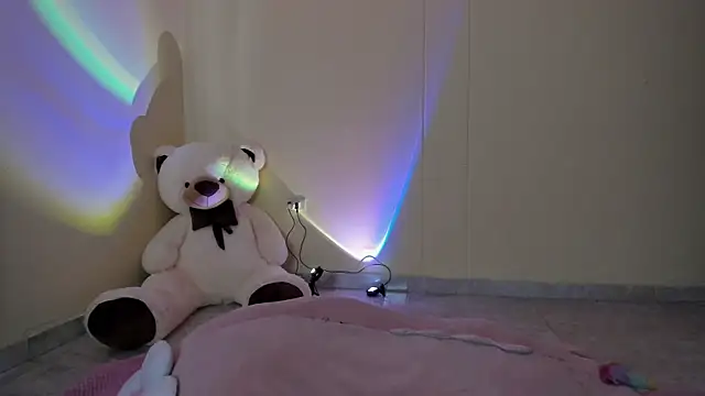  maiahairy  online show from October 17, 1:14 pm