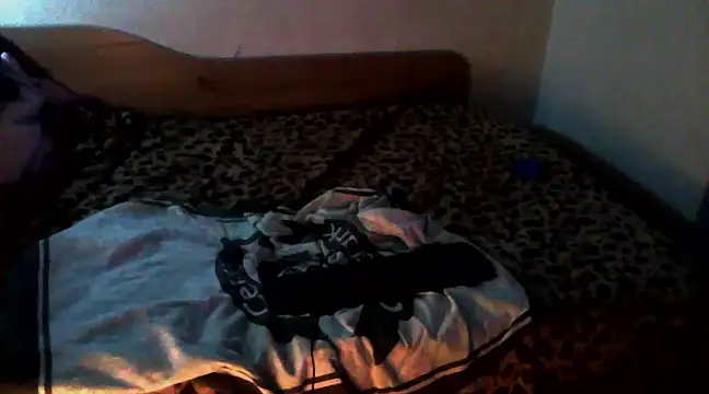 eblata04 online show from January 5, 4:36 am