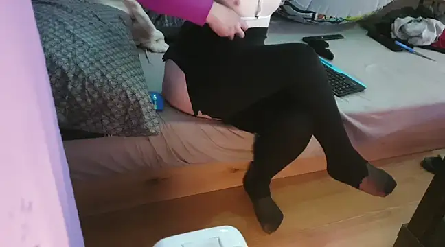 eblata04 online show from March 4, 12:39 am