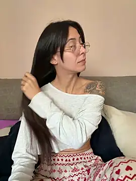 Snapshot of SOFIASWEETSECRETT chatting on November 9, 10:24 am SOFIASWEETSECRETT online show from November 9, 10:24 am