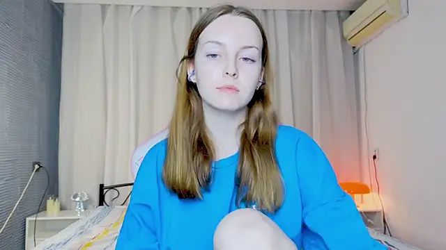 Snapshot of Wild__flowers chatting on October 11, 10:47 am Wild flowers online show from October 11, 10:47 am