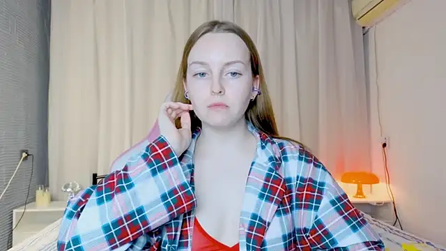 Snapshot of Wild__flowers chatting on October 19, 5:35 pm Wild flowers online show from October 19, 5:35 pm