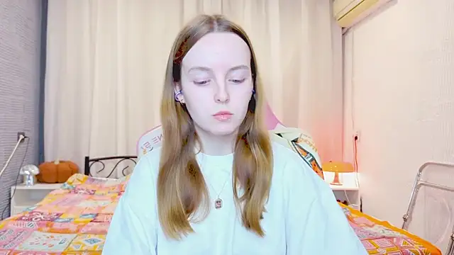 Snapshot of Wild__flowers chatting on November 13, 5:56 pm Wild flowers online show from November 13, 5:56 pm