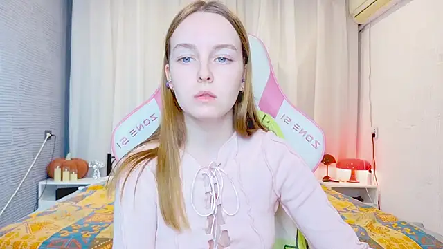 Snapshot of Wild__flowers chatting on November 21, 6:28 pm Wild flowers online show from November 21, 6:28 pm