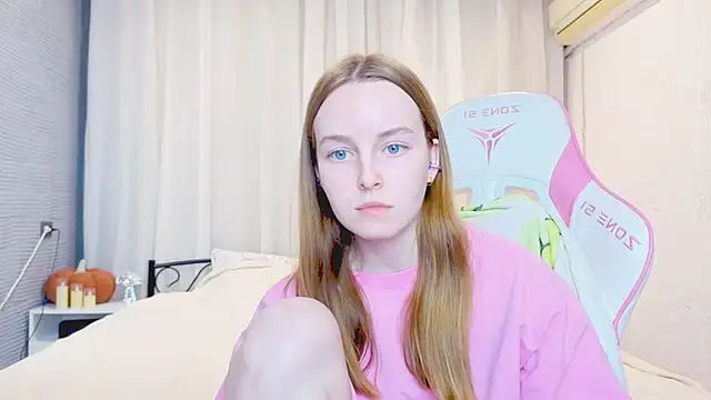 Snapshot of Wild__flowers chatting on November 22, 8:08 pm Wild flowers online show from November 22, 8:08 pm