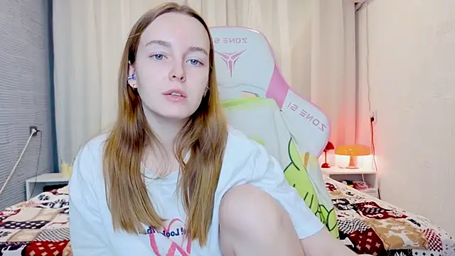 Snapshot of Wild__flowers chatting on December 1, 2:33 pm Wild flowers online show from December 1, 2:33 pm