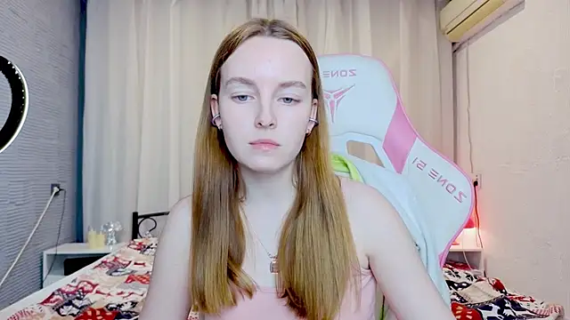 Snapshot of Wild__flowers chatting on December 5, 6:15 pm Wild flowers online show from December 5, 6:15 pm