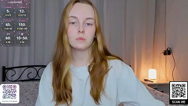 Snapshot of Wild__flowers chatting on July 5, 7:21 pm Wild flowers online show from July 5, 7:21 pm