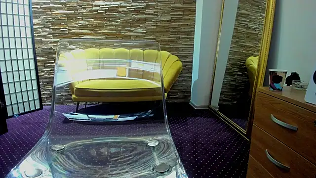 AishaRouhi online show from November 19, 5:18 am