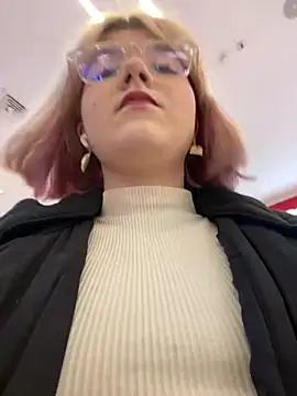 Snapshot of Baby__Naughty chatting on February 14, 8:10 am Baby Naughty online show from February 14, 8:10 am