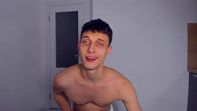 Kent Ross online show from November 6, 8:32 pm