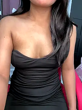 LeisyXO online show from November 9, 6:17 pm