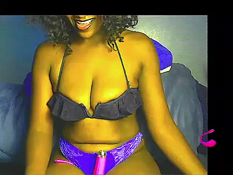 Snapshot of lilylovexx chatting on November 21, 7:51 am lilylovexx online show from November 21, 7:51 am