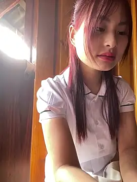 Snapshot of trieungoclnt chatting on March 24, 9:47 am trieungoclnt online show from March 24, 9:47 am