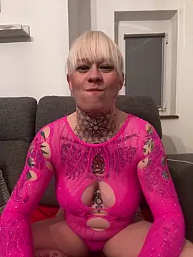 poussichienne online show from January 7, 8:31 pm