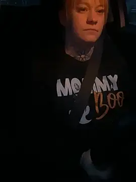 poussichienne online show from March 25, 5:13 am