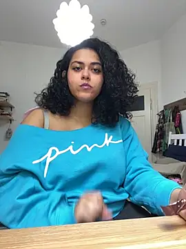 Curvydesifromgermany online show from October 9, 10:35 am