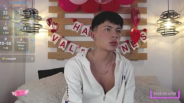 Steev Novoa online show from February 14, 10:07 am