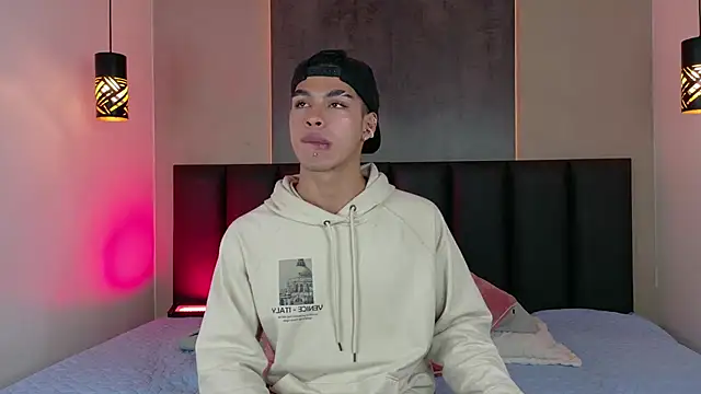 Ken-boy  online show from February 22, 3:01 am