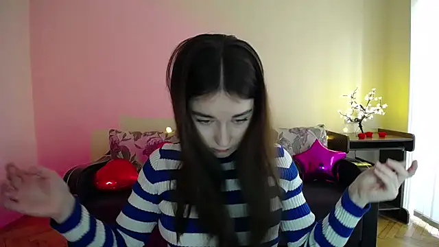 Pretty shy online show from March 22, 9:34 am