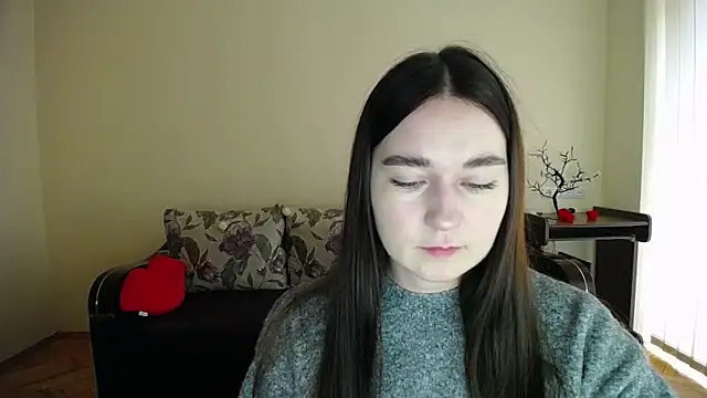 Pretty shy online show from October 4, 9:18 am