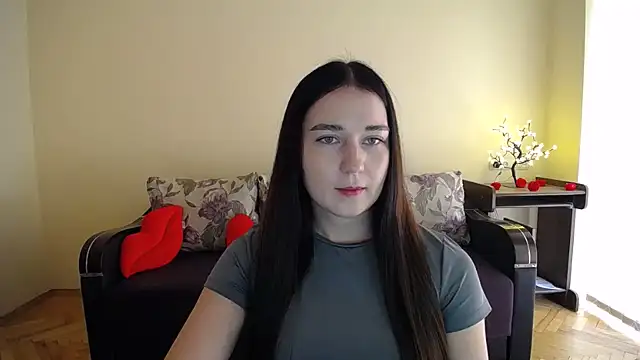 Pretty shy online show from July 6, 8:44 am