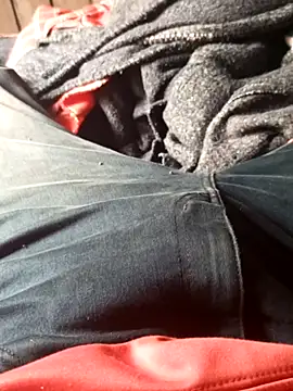 Snapshot of bigdicktaoni chatting on March 19, 7:34 am bigdicktaoni online show from March 19, 7:34 am