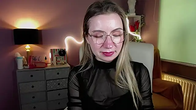 Mia Tasty online show from March 21, 10:50 am