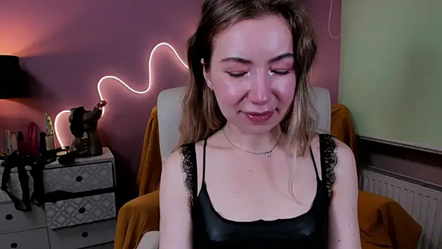 Mia Tasty online show from September 19, 6:37 am