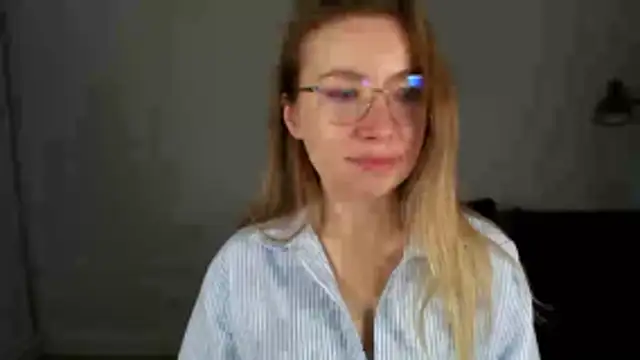 Snapshot of Mia_Tasty chatting on January 9, 7:33 am Mia Tasty online show from January 9, 7:33 am