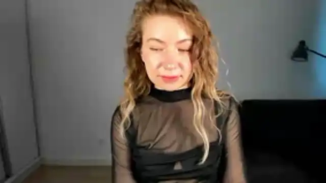 Snapshot of Mia_Tasty chatting on February 1, 3:10 pm Mia Tasty online show from February 1, 3:10 pm