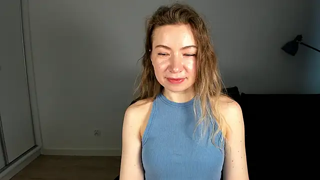 Snapshot of Mia_Tasty chatting on February 14, 7:38 am Mia Tasty online show from February 14, 7:38 am