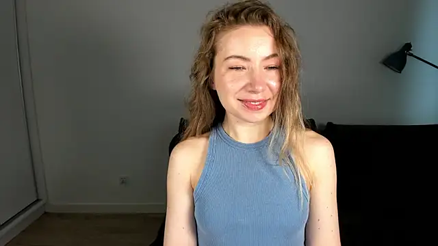 Snapshot of Mia_Tasty chatting on February 21, 7:31 am Mia Tasty online show from February 21, 7:31 am