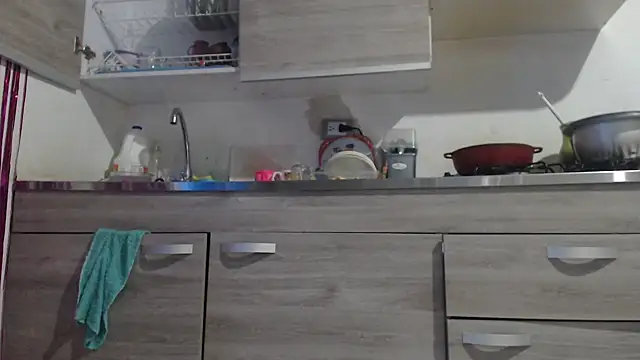 Emiily lee online show from February 2, 12:24 pm