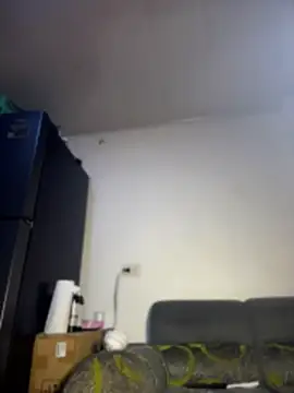 Snapshot of Emiily_lee chatting on June 14, 9:44 am Emiily lee online show from June 14, 9:44 am