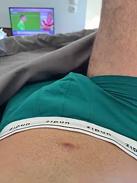 Snapshot of sudistept chatting on October 10, 3:44 pm sudistept online show from October 10, 3:44 pm