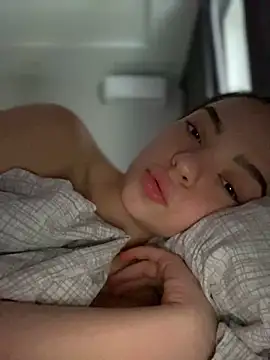 AnaWest online show from February 12, 9:42 am