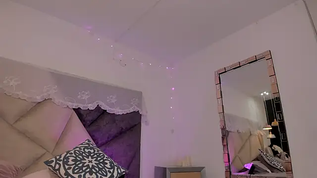 BonnieCute  online show from January 17, 12:04 am