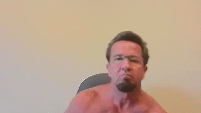 sluttydylan online show from November 20, 9:36 pm