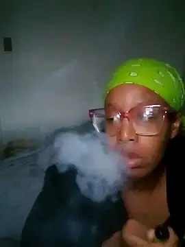 madamsensuale online show from January 4, 9:41 pm