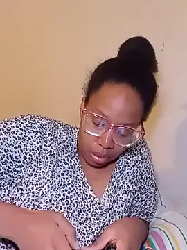 madamsensuale online show from January 26, 3:27 am