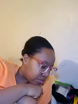 madamsensuale online show from March 2, 1:26 am