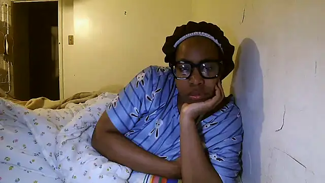 madamsensuale online show from March 10, 2:28 am