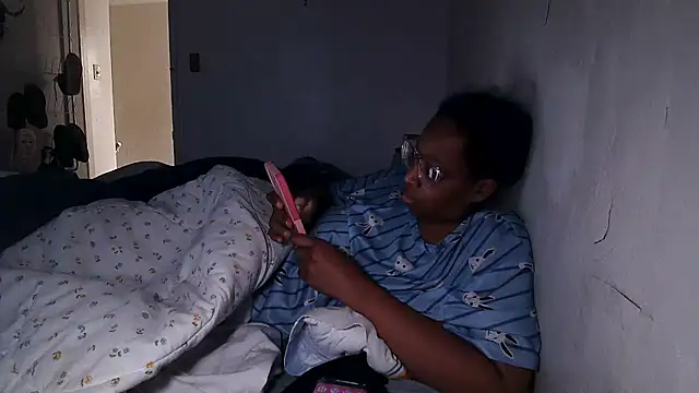 madamsensuale online show from March 12, 3:51 pm