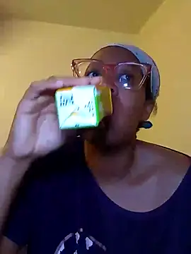 madamsensuale online show from March 19, 12:45 pm