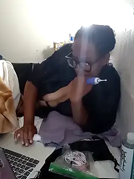 madamsensuale online show from November 26, 12:44 am