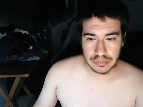 Snapshot of thealfawolf01 chatting on January 14, 11:37 pm thealfawolf01 online show from January 14, 11:37 pm