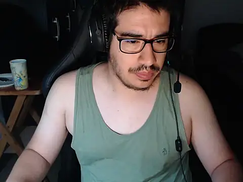 Snapshot of thealfawolf01 chatting on January 21, 11:46 am thealfawolf01 online show from January 21, 11:46 am